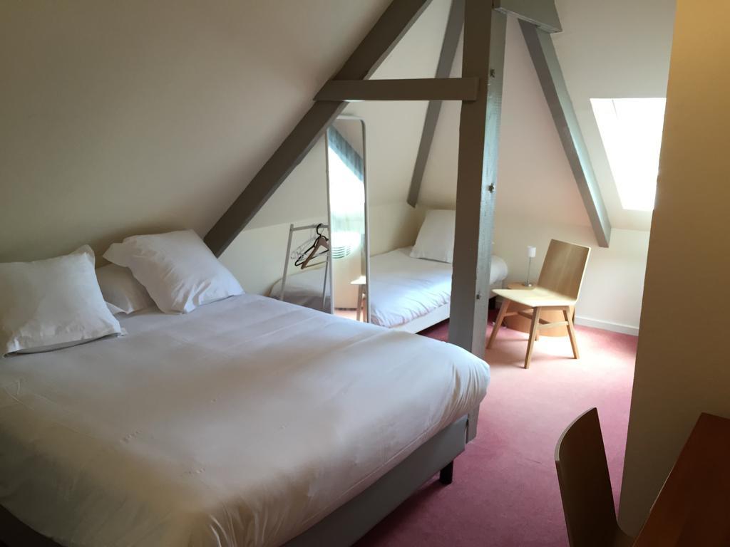 Hotel De Charme Les Mimosas Pont-Aven Szoba fotó